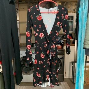 H and M floral wrap dress size 2